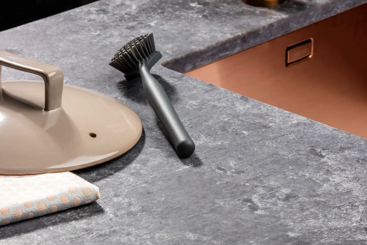 Luxe composiet keukenblad van Dekker Zevenhuizen