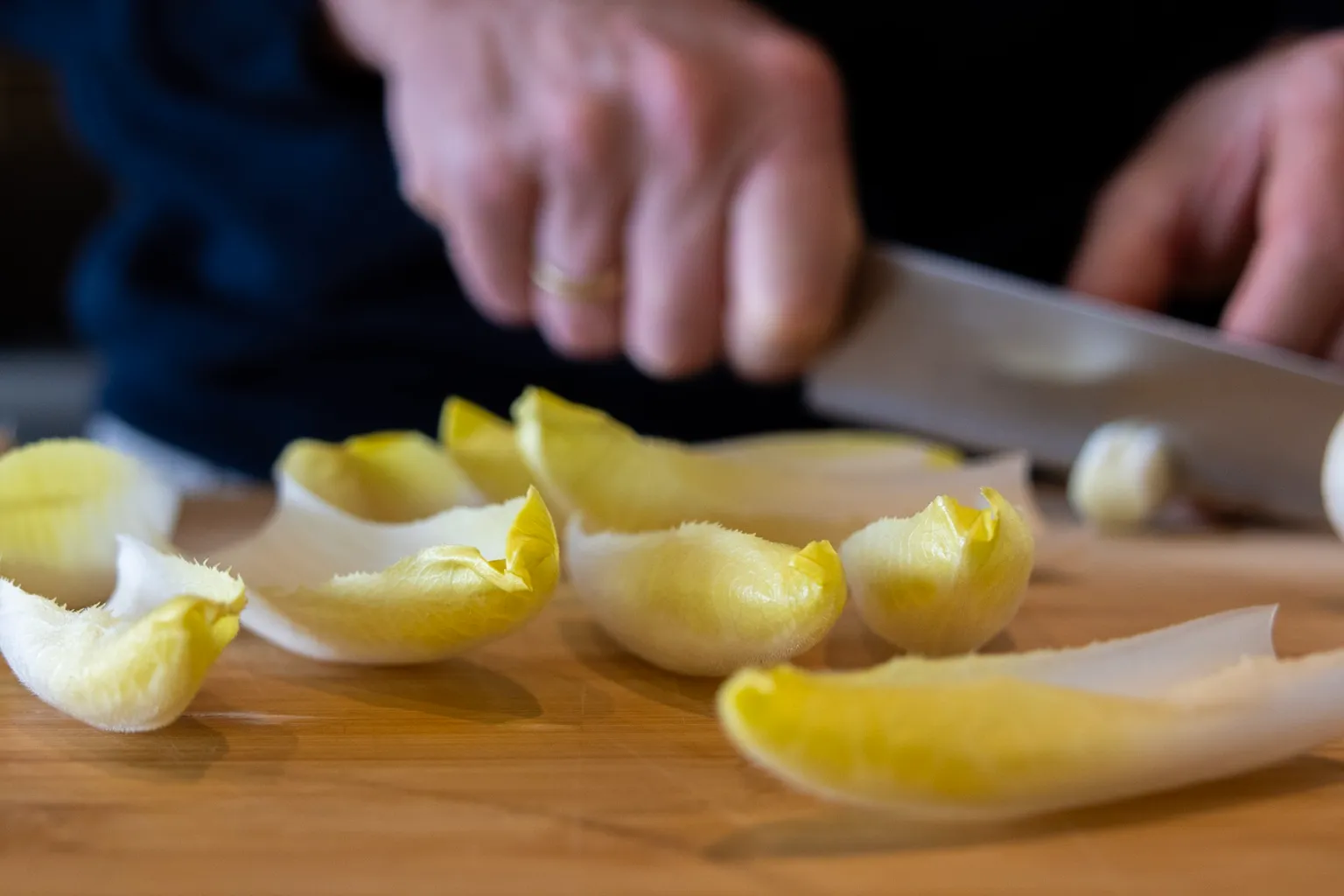 Voorgerecht voor kerst snijden
